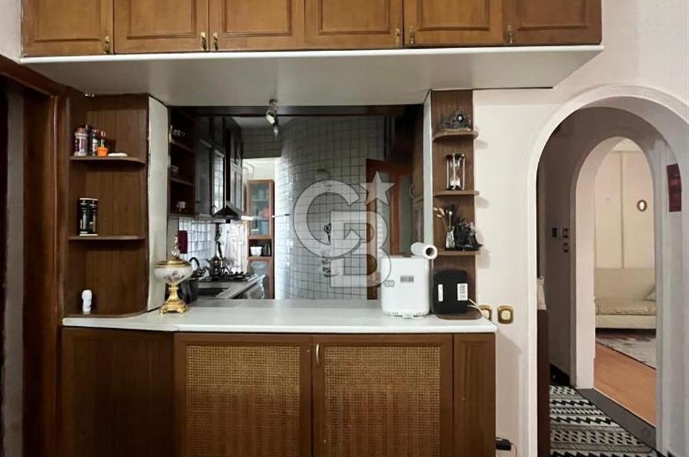 MERKEZİ KADIKÖYDE DEĞERLİ LOKASYONDA SATILIK DAİRE