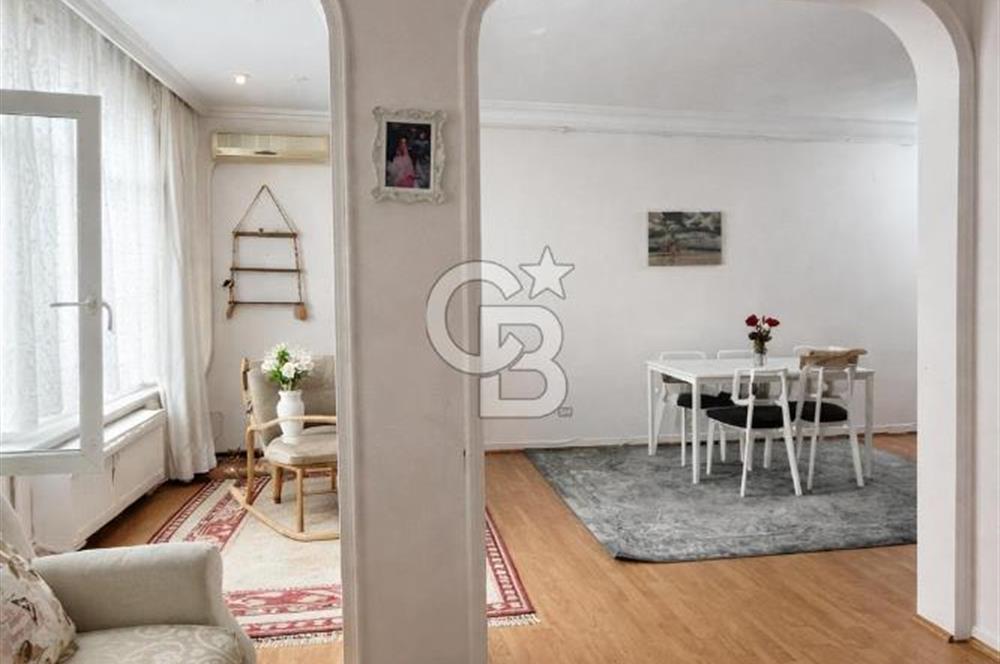 MERKEZİ KADIKÖYDE DEĞERLİ LOKASYONDA SATILIK DAİRE