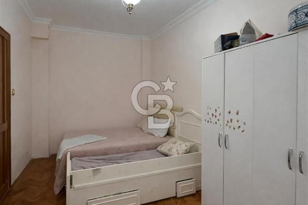 MERKEZİ KADIKÖYDE DEĞERLİ LOKASYONDA SATILIK DAİRE