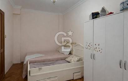 MERKEZİ KADIKÖYDE DEĞERLİ LOKASYONDA SATILIK DAİRE