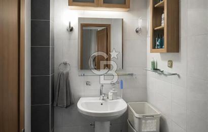 MERKEZİ KADIKÖYDE DEĞERLİ LOKASYONDA SATILIK DAİRE