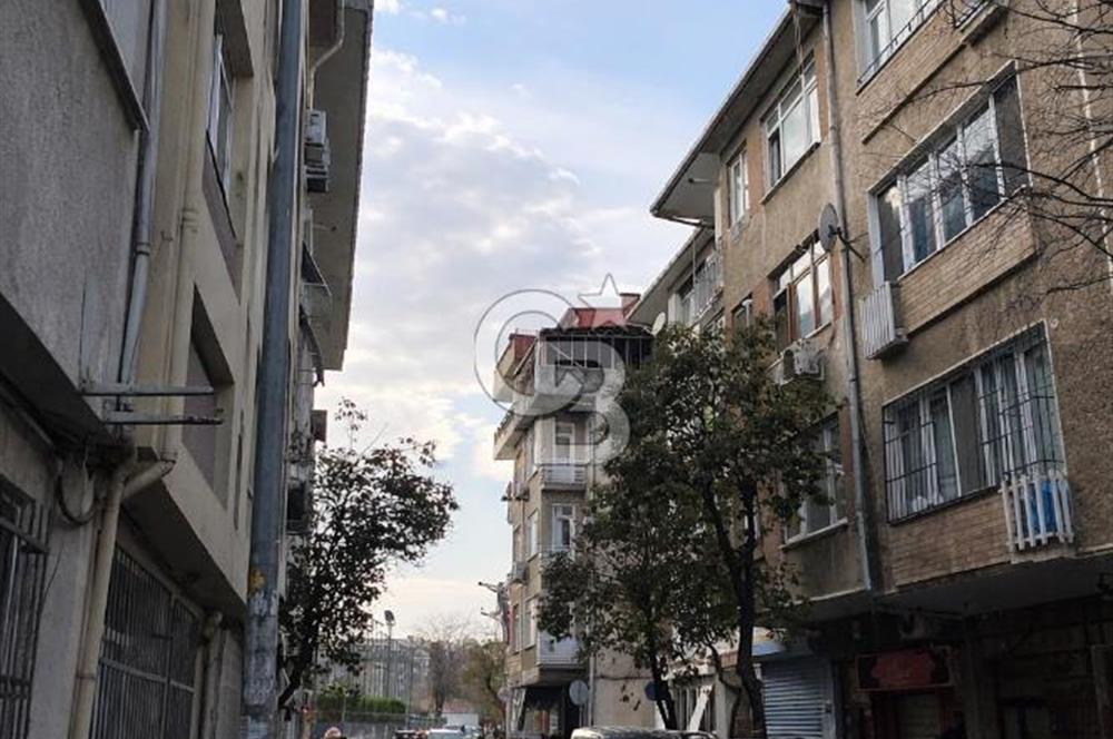 MERKEZİ KADIKÖYDE DEĞERLİ LOKASYONDA SATILIK DAİRE