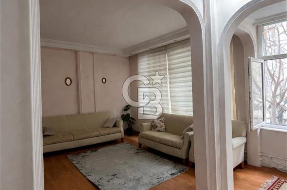 MERKEZİ KADIKÖYDE DEĞERLİ LOKASYONDA SATILIK DAİRE