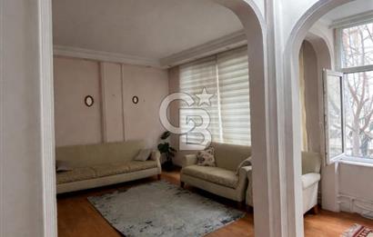 MERKEZİ KADIKÖYDE DEĞERLİ LOKASYONDA SATILIK DAİRE