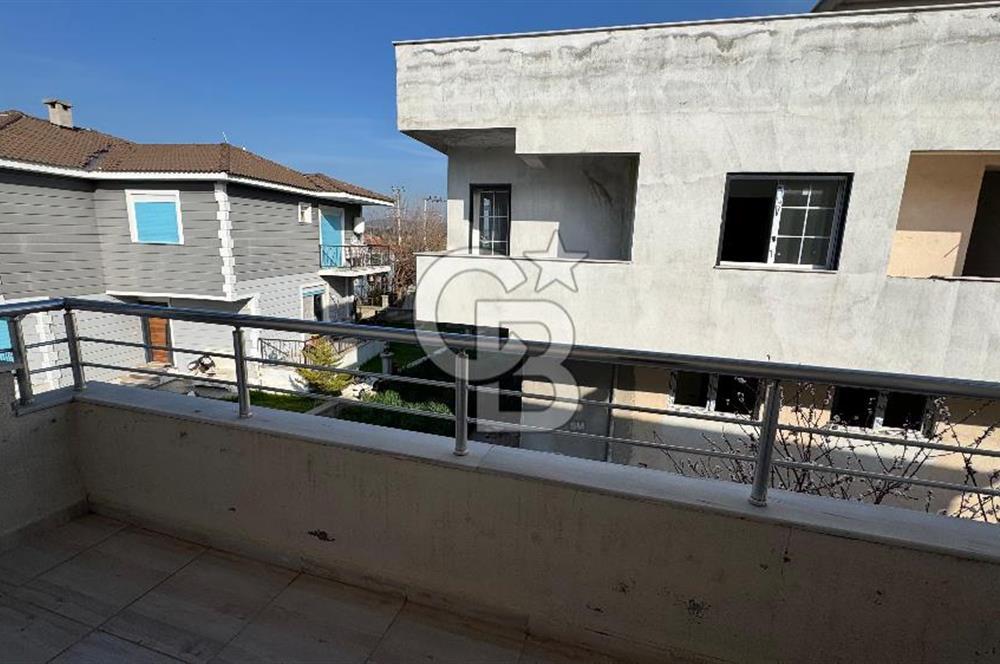 Foça Hacıveli Mah. Kiralık 3+1 Kapalı Mutfaklı Dubleks Daire