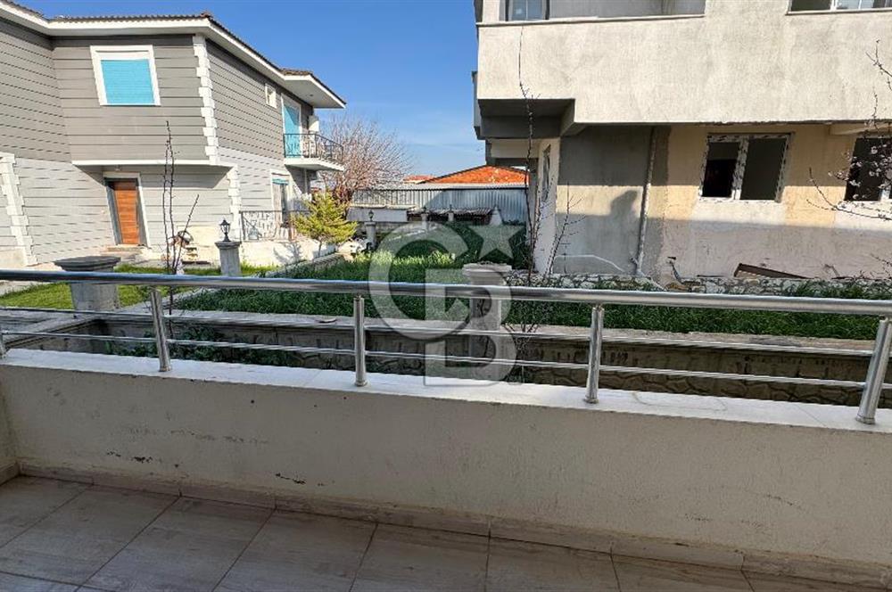 Foça Hacıveli Mah. Kiralık 3+1 Kapalı Mutfaklı Dubleks Daire