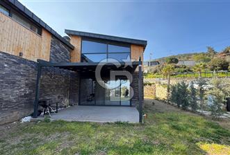 Yenifoça Kozbeyli'de Eşyalı Kiralık Villa - 9 - 341087