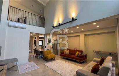 Yenifoça Kozbeyli'de Eşyalı Kiralık Villa