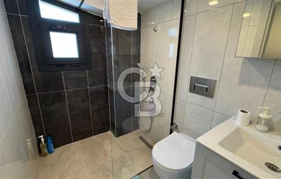 Yenifoça Kozbeyli'de Eşyalı Kiralık Villa