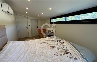 Yenifoça Kozbeyli'de Eşyalı Kiralık Villa