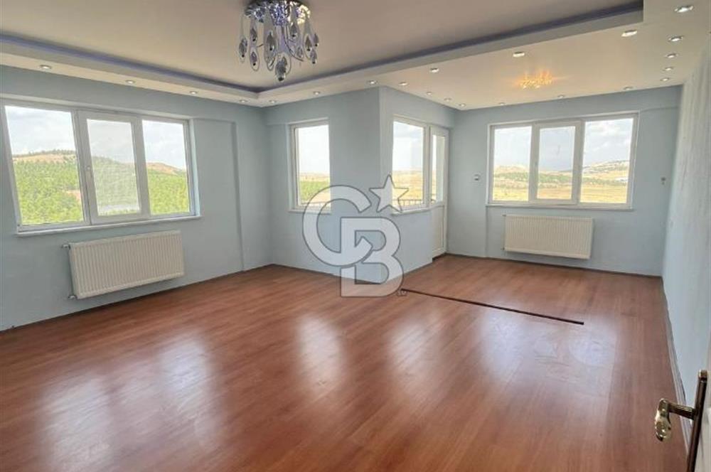 Afyon-Dazkırı Çamlık Sitesinde Bakımlı 3+1-135 m² Satılık Daire