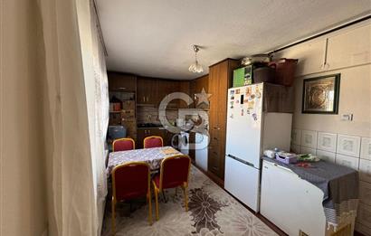 Karabağlar Yunus Emre Mah Cadde Üzeri 117 m2 3+1Teraslı Daire