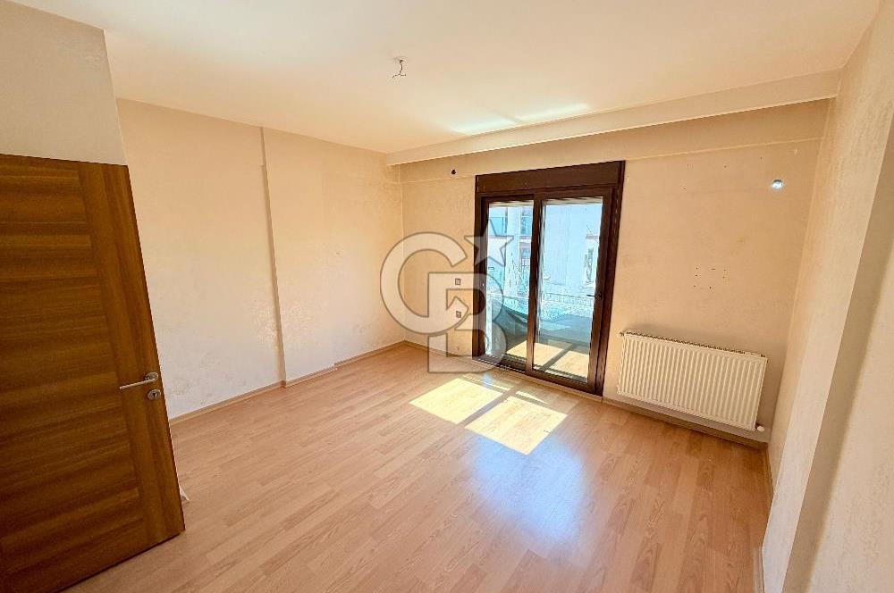 Foça Kazım Dirik Mah. Kiralık 2+1 Bahçeli Dubleks