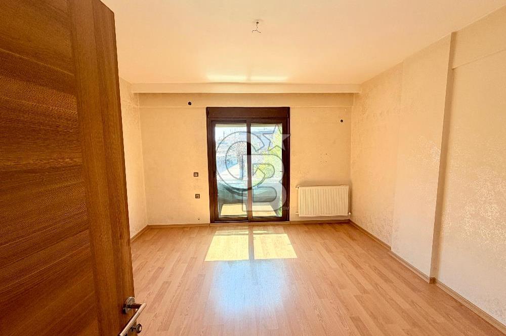 Foça Kazım Dirik Mah. Kiralık 2+1 Bahçeli Dubleks