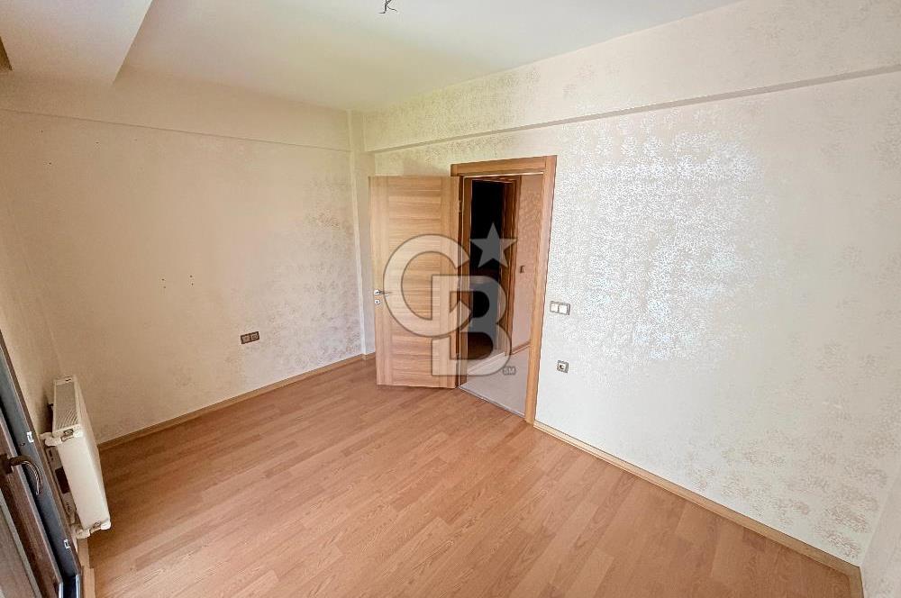 Foça Kazım Dirik Mah. Kiralık 2+1 Bahçeli Dubleks