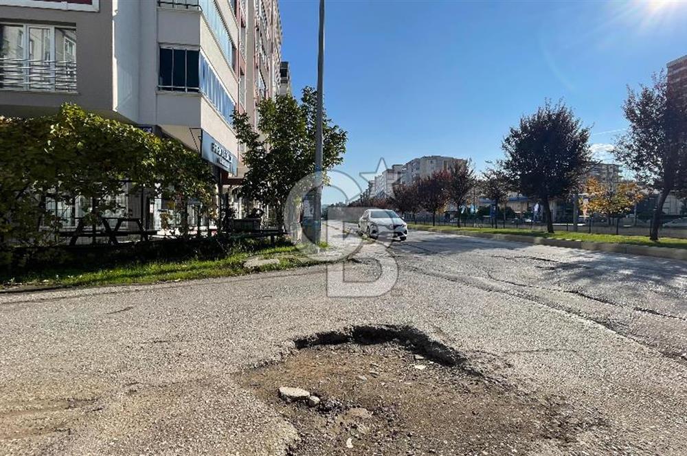 ATAKENT VE YENİ MAH. TRAMVAY DURAĞI ARASINDA KİRALIK 3+1 DAİRE