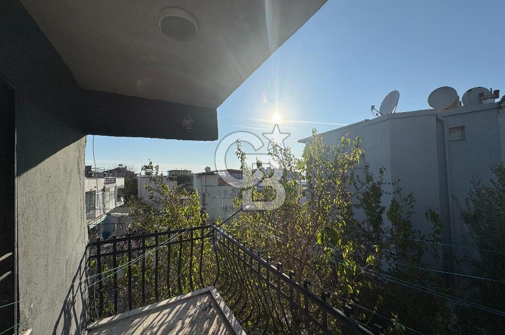 CB ODAKTAN | Aliağa Aşağı Şakran Denize 50 Metre Bahçeli, Teraslı Deniz Manzaralı 2 Katlı Villa