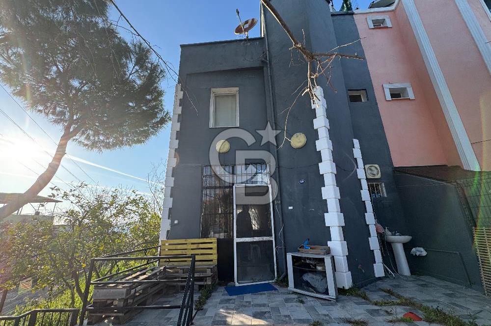 CB ODAKTAN | Aliağa Aşağı Şakran Denize 50 Metre Bahçeli, Teraslı Deniz Manzaralı 2 Katlı Villa