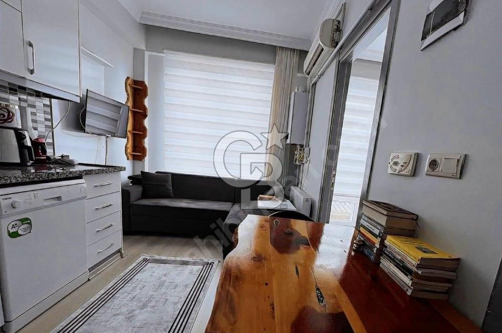 COLDWELL BANKER'DEN BAHÇELİEVLER'DE SATILIK EŞYALI 1+1 DAİRE