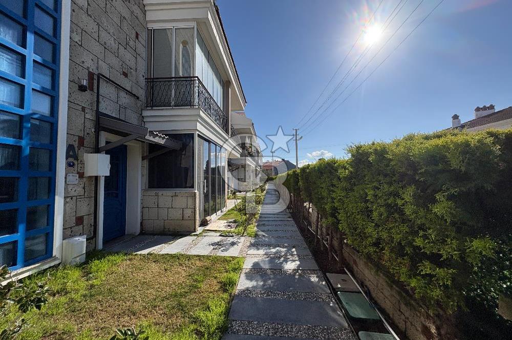 URLA'DA HAVUZLU SİTE İÇİNDE BAHÇELİ 1+1 EŞYALI KİRALIK DAİRE