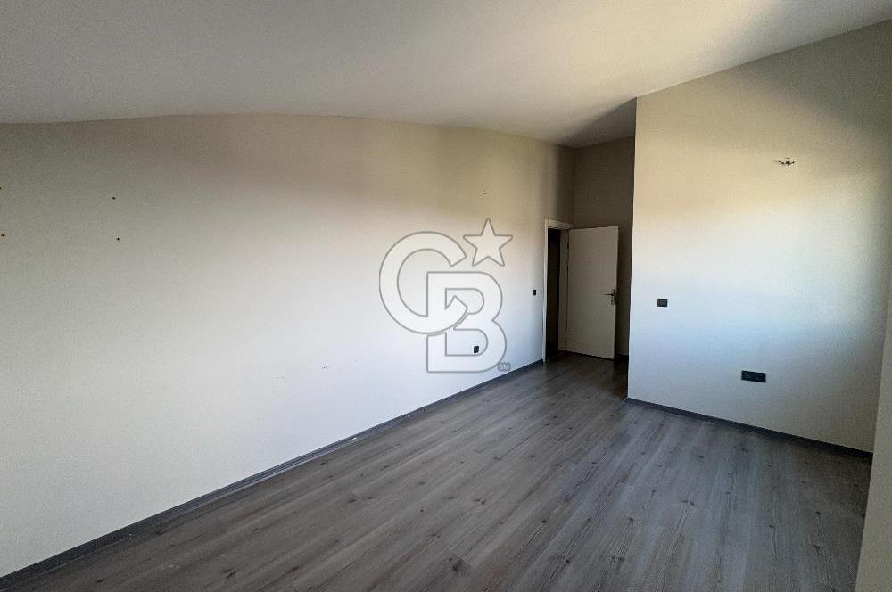 URLA KUŞÇULAR ARTI PRESTİJ EVLERİNDE KİRALIK VİLLA