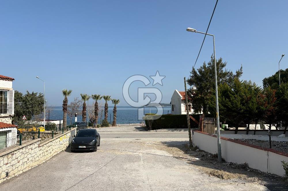 URLA İSKELE EVRENKAYA SİTESİNDE 4+1 EŞYALI KİRALIK VİLLA