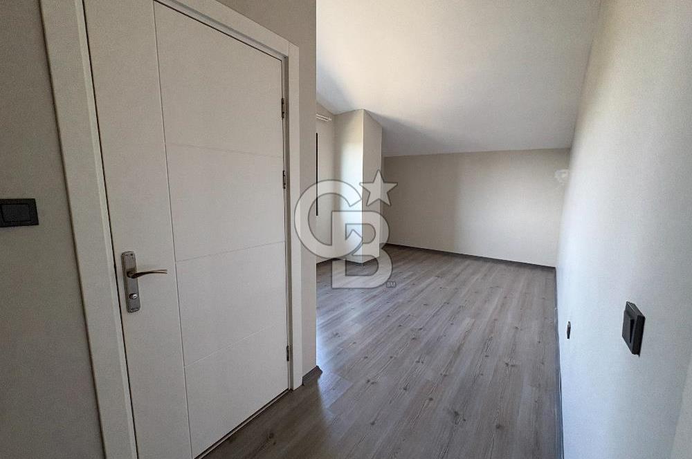 URLA KUŞÇULAR ARTI PRESTİJ EVLERİNDE KİRALIK VİLLA