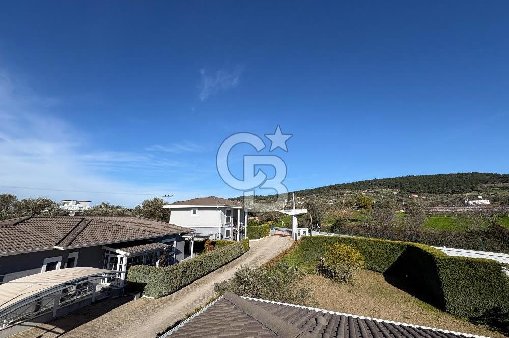 URLA KUŞÇULAR ARTI PRESTİJ EVLERİNDE KİRALIK VİLLA