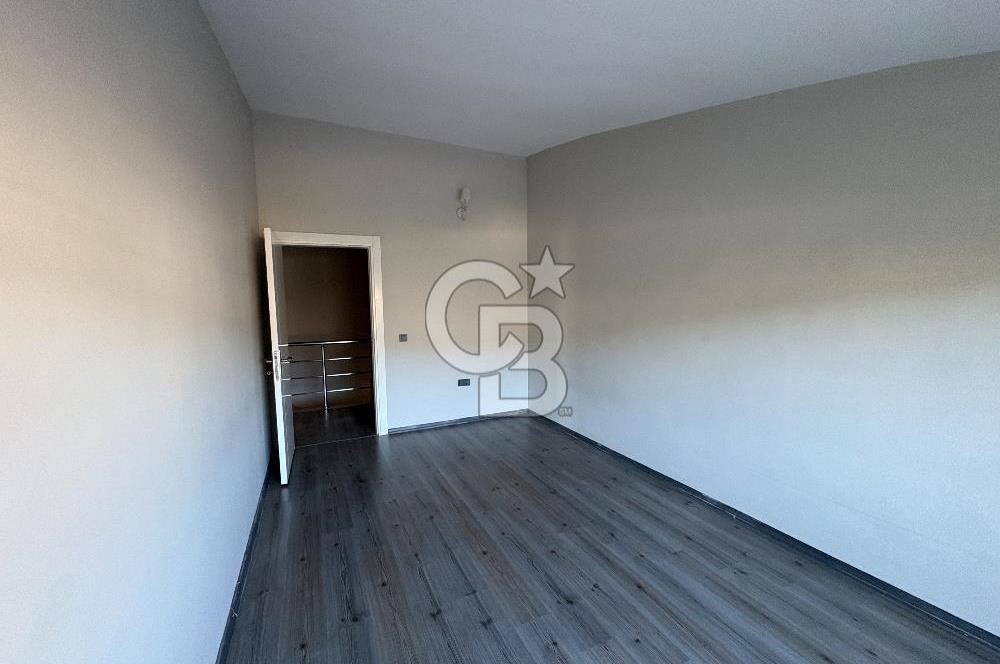 URLA KUŞÇULAR ARTI PRESTİJ EVLERİNDE KİRALIK VİLLA