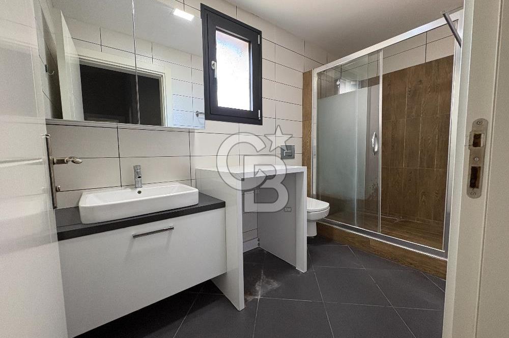 URLA KUŞÇULAR ARTI PRESTİJ EVLERİNDE KİRALIK VİLLA