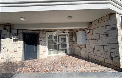 URLA'DA HAVUZLU SİTE İÇİNDE BAHÇELİ 1+1 EŞYALI KİRALIK DAİRE