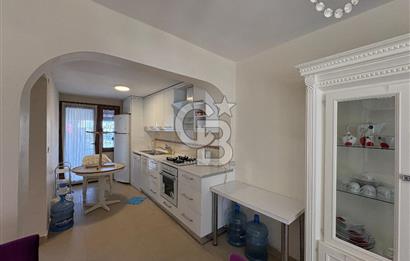 URLA İSKELE EVRENKAYA SİTESİNDE 4+1 EŞYALI KİRALIK VİLLA