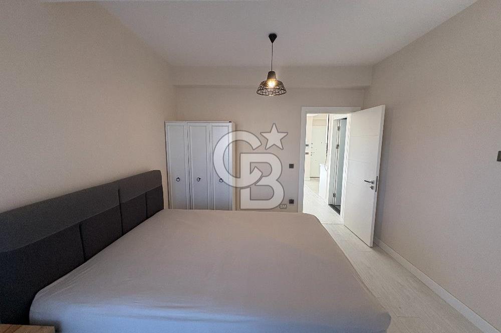 URLA'DA HAVUZLU SİTE İÇİNDE BAHÇELİ 1+1 EŞYALI KİRALIK DAİRE