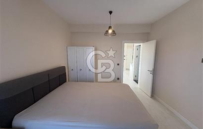 URLA'DA HAVUZLU SİTE İÇİNDE BAHÇELİ 1+1 EŞYALI KİRALIK DAİRE