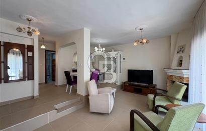 URLA İSKELE EVRENKAYA SİTESİNDE 4+1 EŞYALI KİRALIK VİLLA