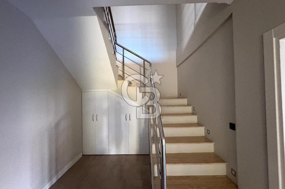 URLA KUŞÇULAR ARTI PRESTİJ EVLERİNDE KİRALIK VİLLA