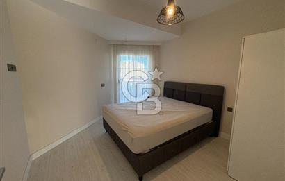 URLA'DA HAVUZLU SİTE İÇİNDE BAHÇELİ 1+1 EŞYALI KİRALIK DAİRE