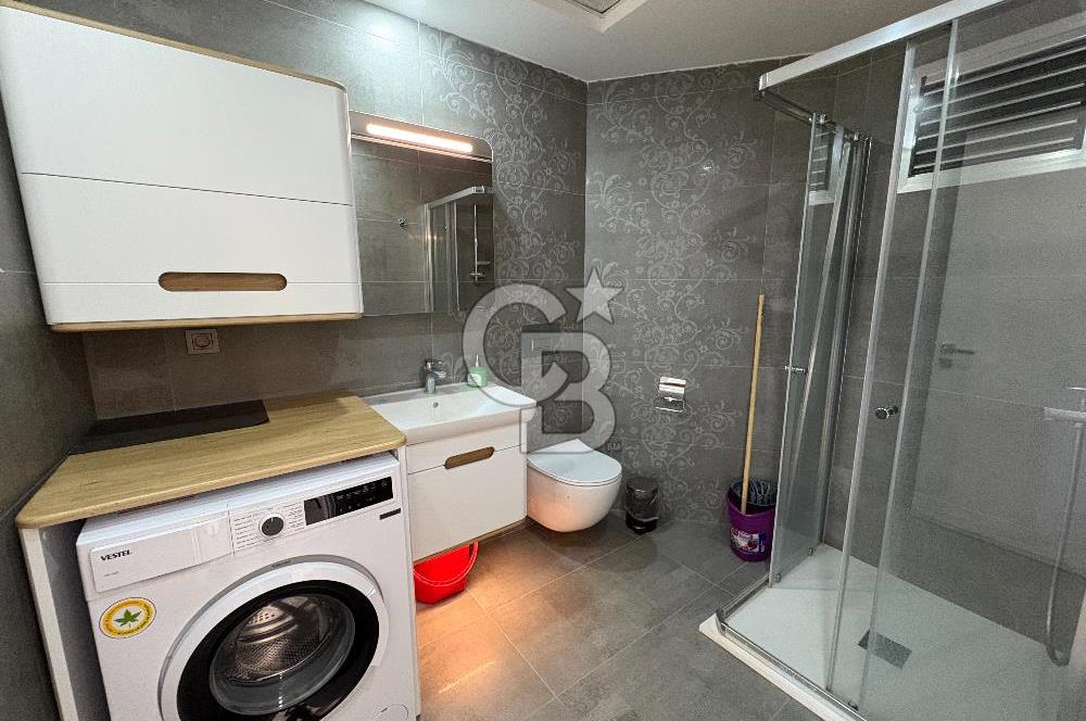 URLA'DA HAVUZLU SİTE İÇİNDE BAHÇELİ 1+1 EŞYALI KİRALIK DAİRE