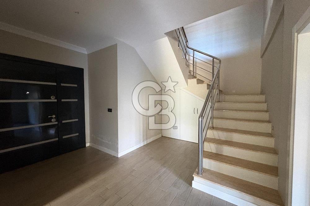 URLA KUŞÇULAR ARTI PRESTİJ EVLERİNDE KİRALIK VİLLA