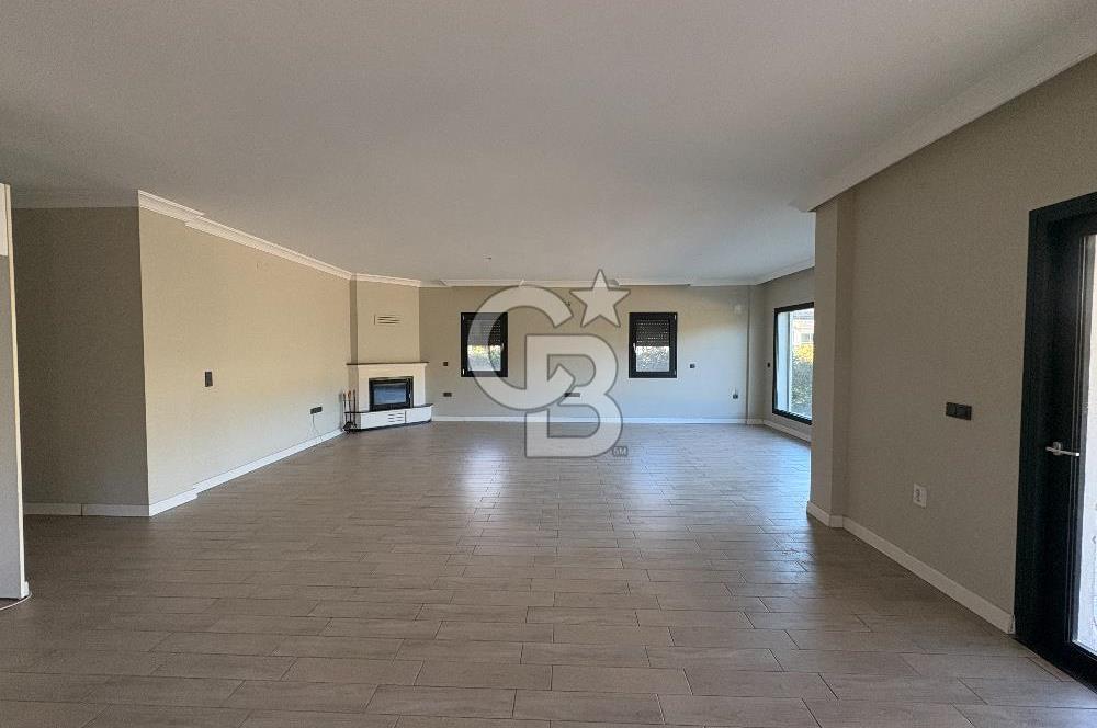 URLA KUŞÇULAR ARTI PRESTİJ EVLERİNDE KİRALIK VİLLA