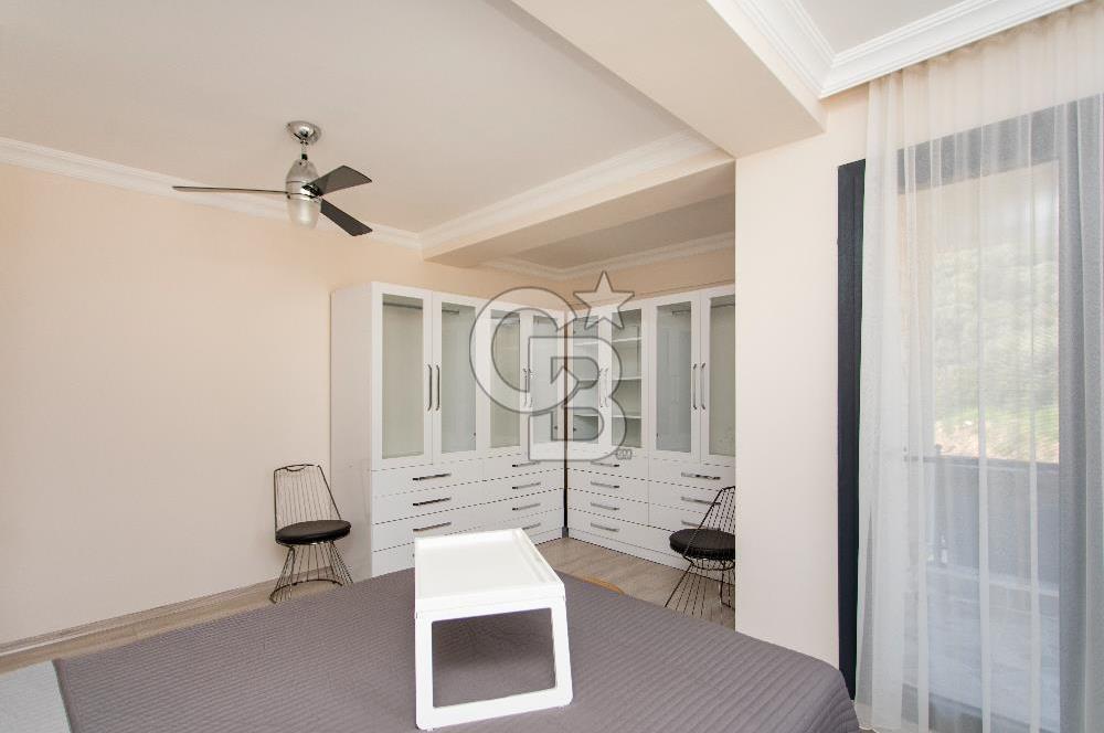 Yenifoça Fevzi Çakmak Mah. Satılık 3+1 Müstakil Bahçeli Villa