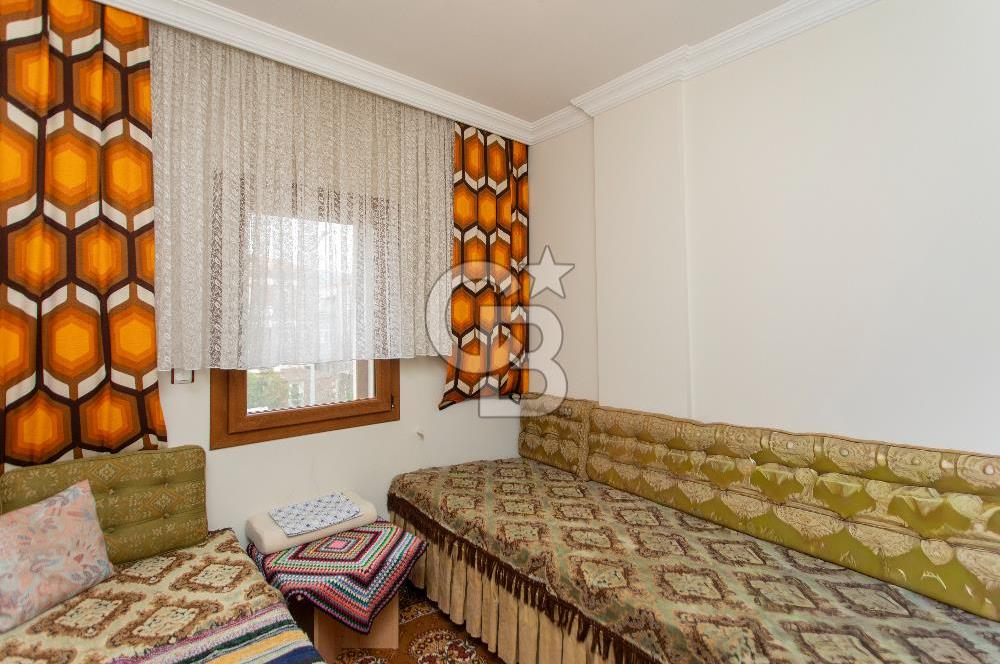 Foça Atatürk Mah. Satılık Site İçerisinde 3+1 Müstakil Taş Villa