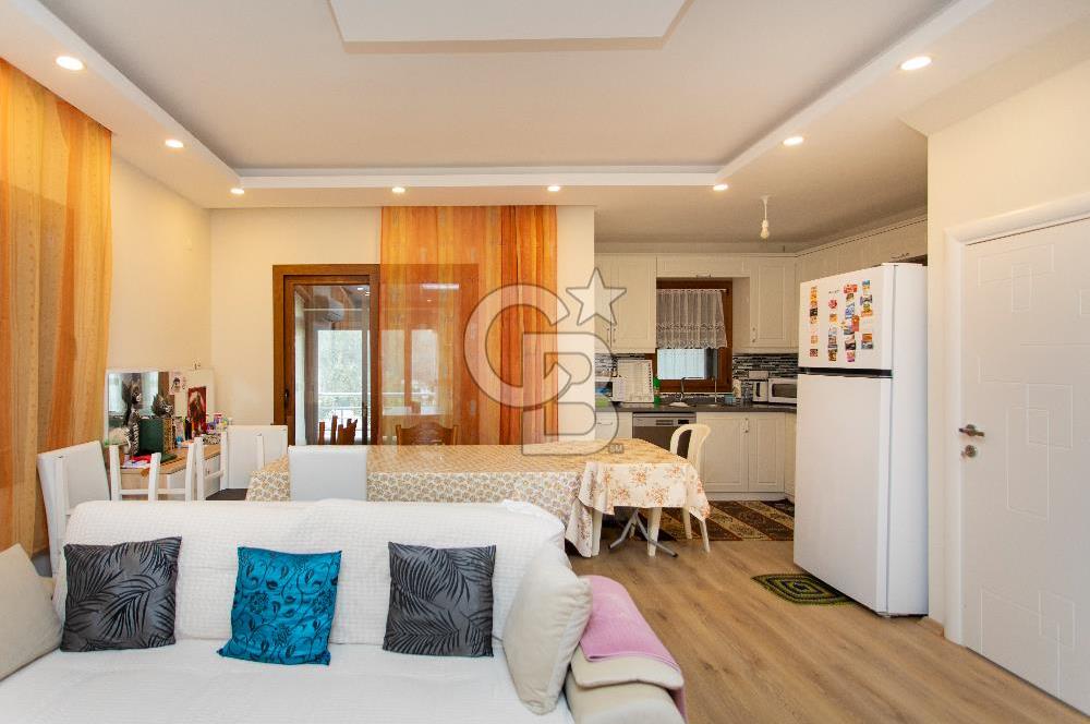 Foça Atatürk Mah. Satılık Site İçerisinde 3+1 Müstakil Taş Villa