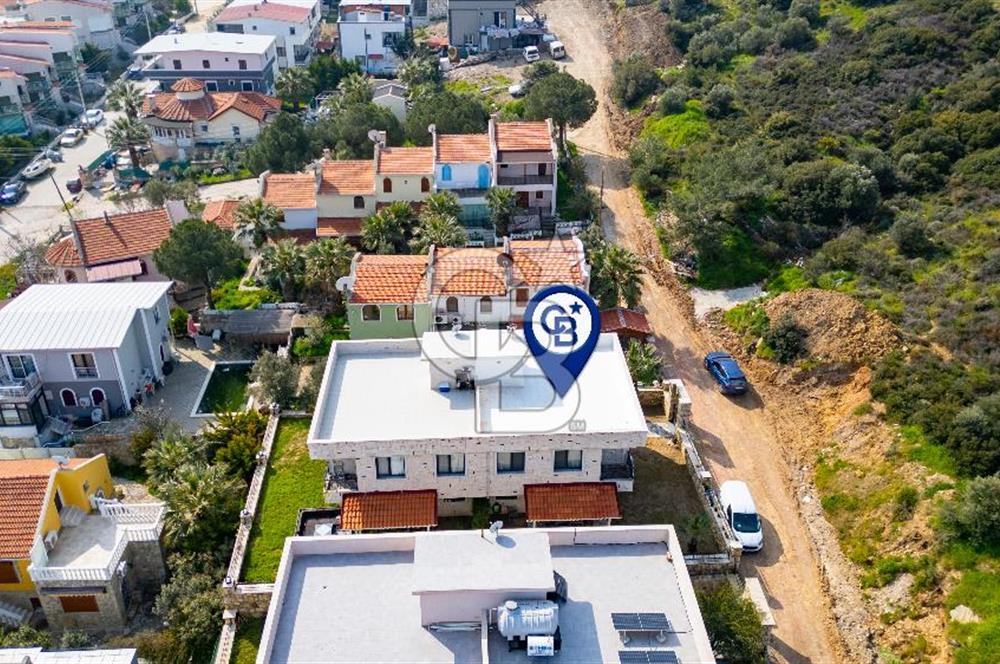 Yenifoça Fevzi Çakmak Mah. Satılık 3+1 Müstakil Bahçeli Villa