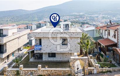 Yenifoça Fevzi Çakmak Mah. Satılık 3+1 Müstakil Bahçeli Villa