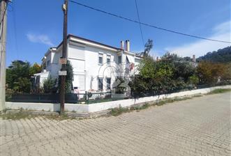 Ayvalık Sefa Çamlık'ta Müstakil Tadında Satılık 3+1 Daire  - 6 - 341170