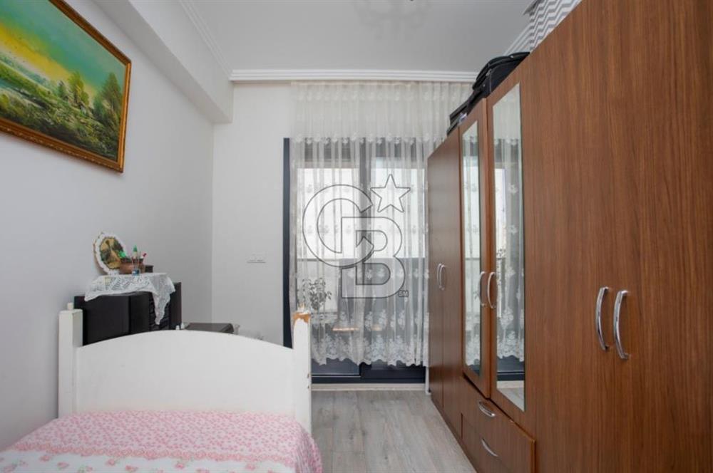 KARŞIYAKA NERGİS'TE 3+1 ARAKAT 130m2 SATILIK DAİRE