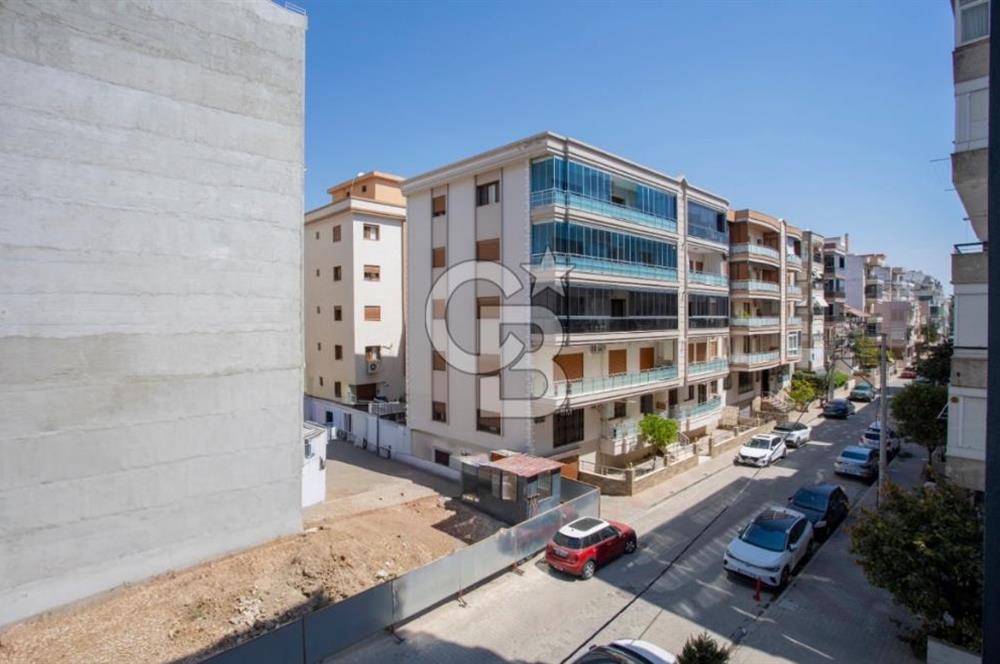 KARŞIYAKA NERGİS'TE 3+1 ARAKAT 130m2 SATILIK DAİRE