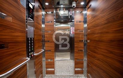 KARŞIYAKA NERGİS'TE 3+1 ARAKAT 130m2 SATILIK DAİRE