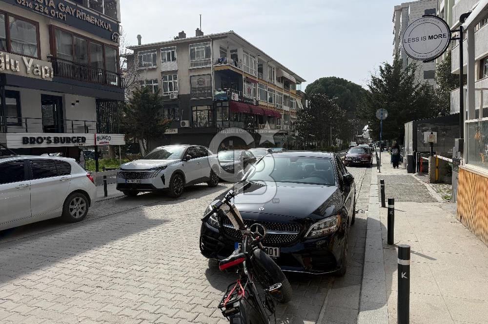 Caddebostan Fırsat Lokasyonda, Devren, Alkol Ruhsatlı İşletme